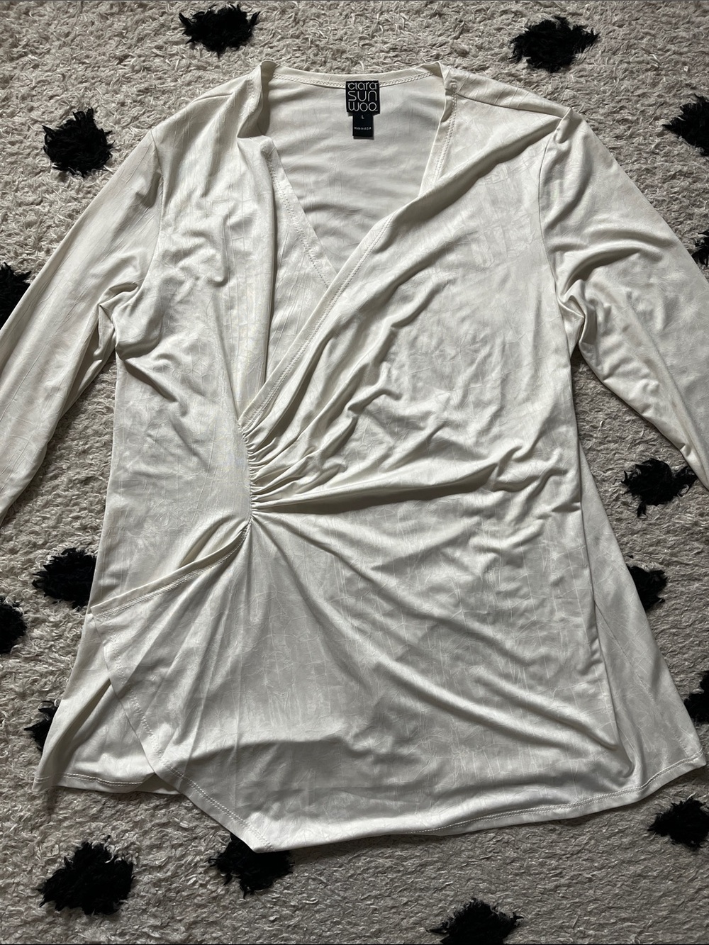 CLARA SUN WOO size Large Slinky crossover textured Ivory Top
